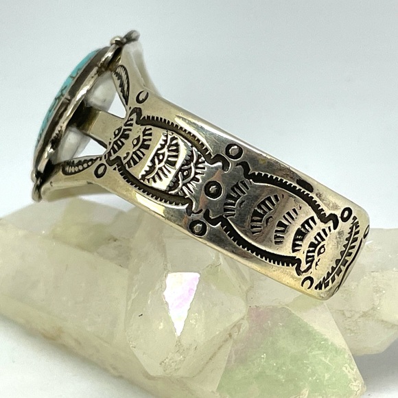 Vintage Navajo Sterling Silver Cuff Bracelet with Genuine Turquoise OOAK - Picture 3 of 7